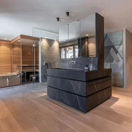 Beautiful 3br In The Heart Of Apartment